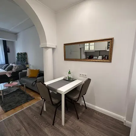 Elegant In The Centre With Ac Apartmán