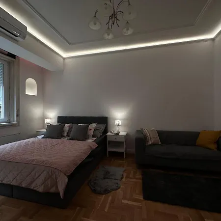Elegant In The Centre With Ac Budapešť